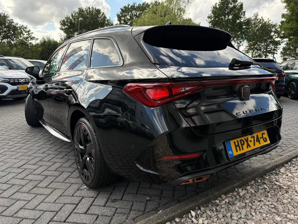 Cupra Leon 1.4 e-Hybrid 245 uit 2021, foto 5