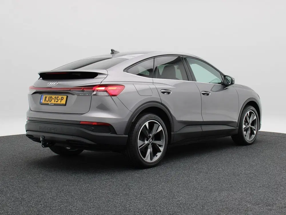Audi Q4 e-tron 45 S Edition 82 kWh 286 Pk uit 2025, foto 3