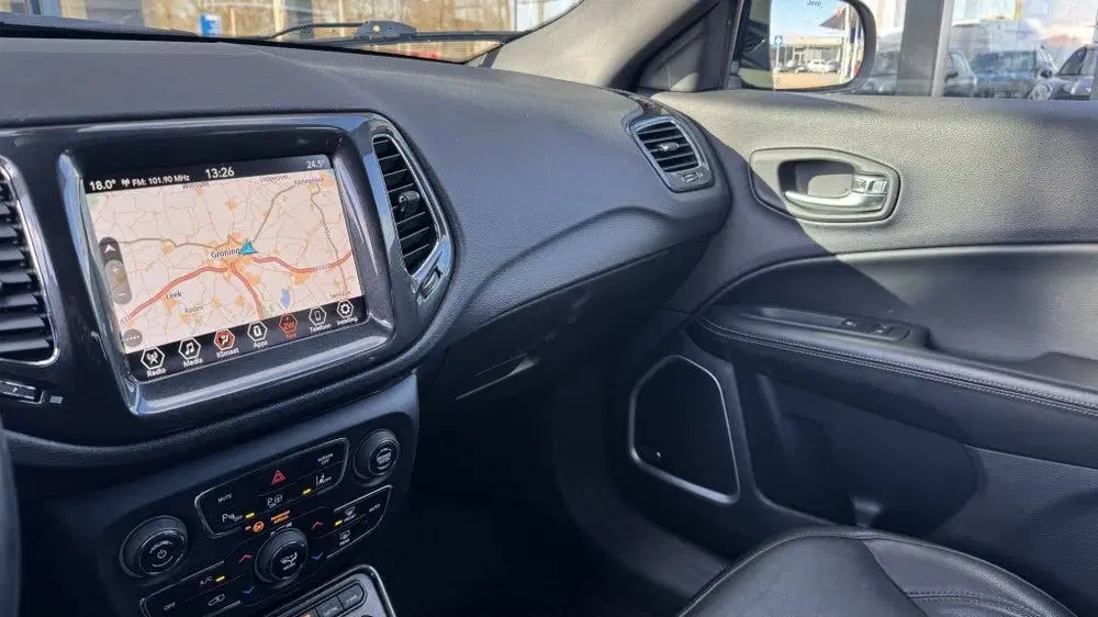 Jeep Compass 4XE 240 Hybrid S uit 2020, foto 10