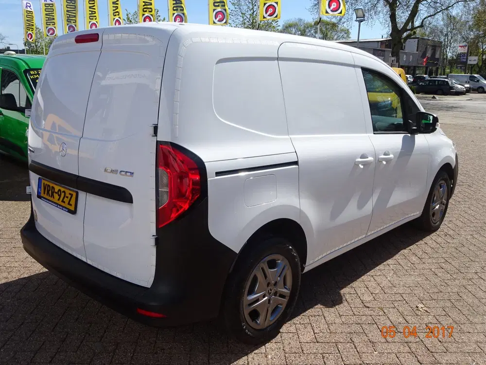 Mercedes-Benz Citan 108 CDI L1 Pro MBUX AIRCO CRUISE CONTROL uit 2022, foto 4