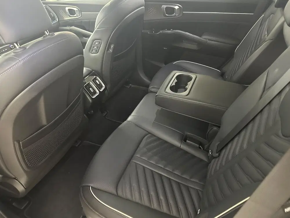 Kia Sorento 1.6 T-GDi Plug-in Hybrid 4WD ExecutiveLine uit 2024, foto 4
