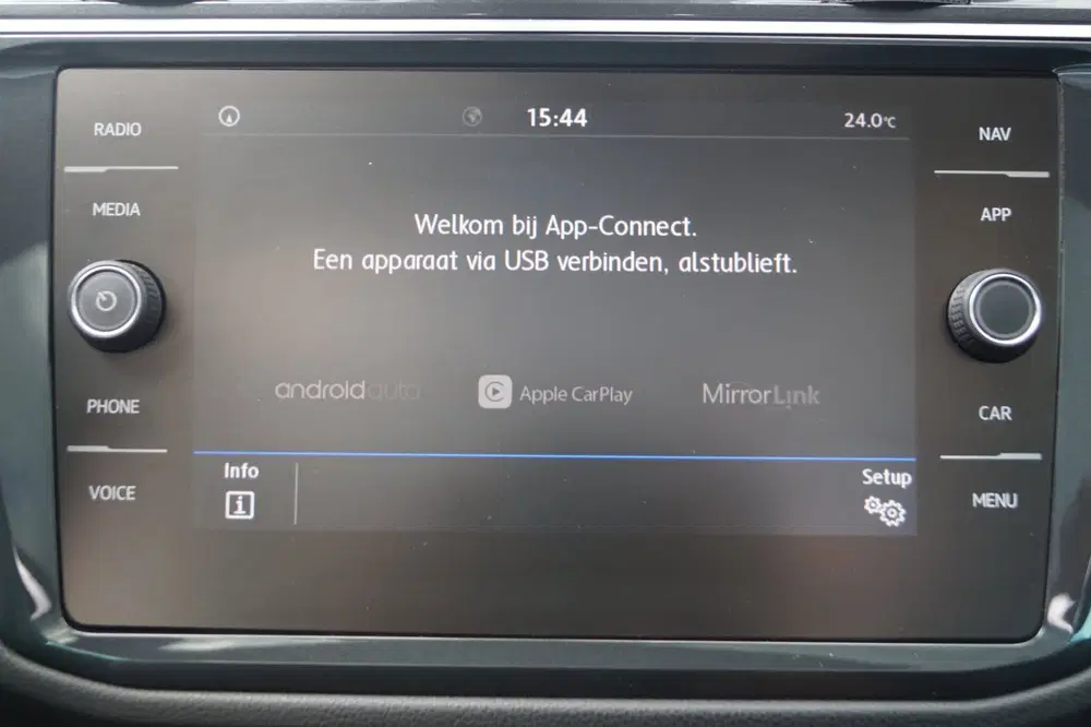 Volkswagen Tiguan 1.5 TSI ACT Highline Autom Panodak Alcanta uit 2019, foto 14