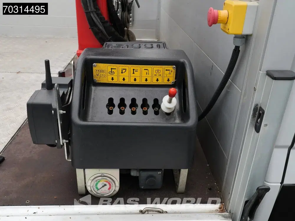 Iveco Daily 3.0L 4x4 Automaat Open Laadbak Kraan Fassi uit 2020, foto 15