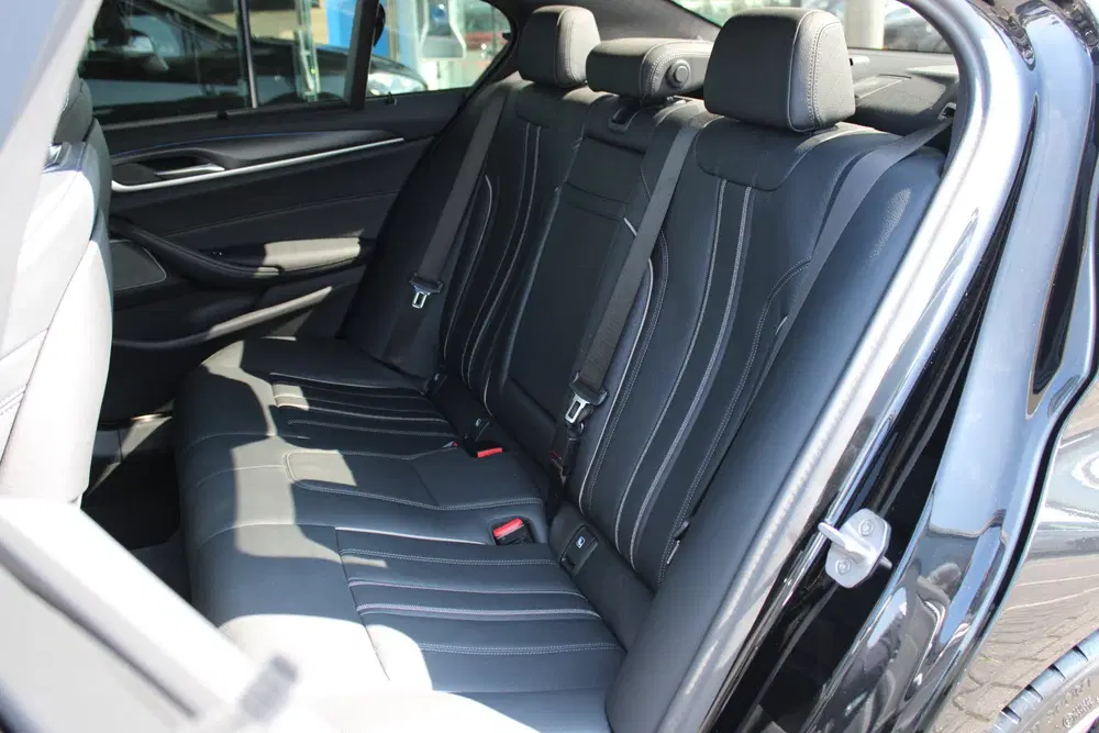 BMW 5-serie 530e xDrive Automaat uit 2023, foto 15