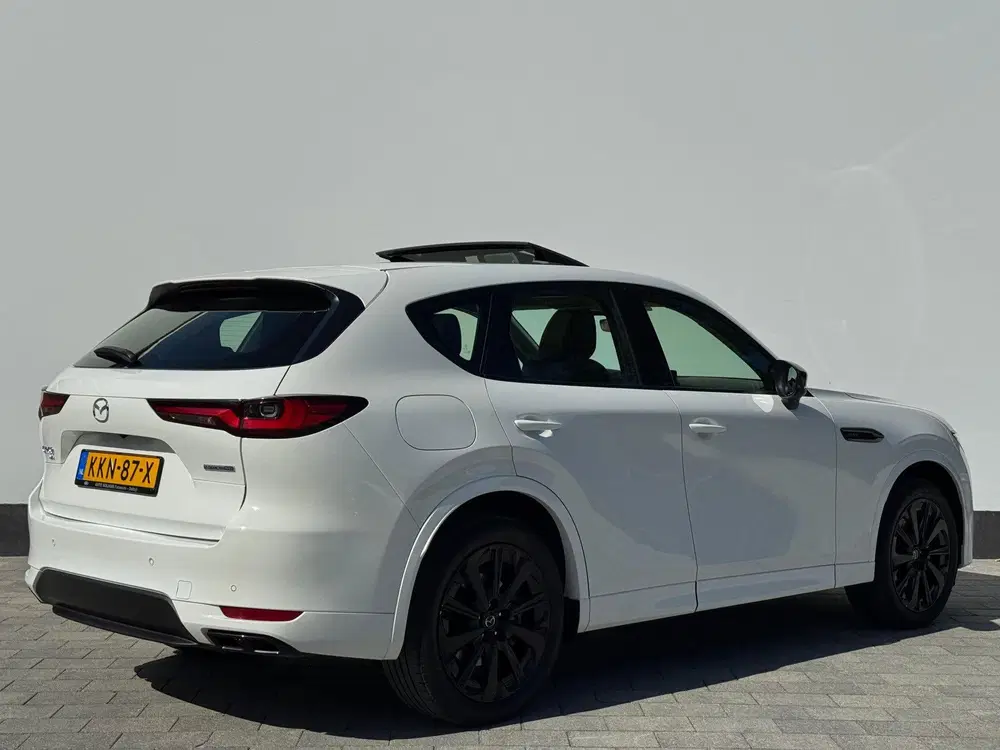 Mazda CX-60 2.5 e-SkyActiv PHEV 327pk Homura uit 2023, foto 4