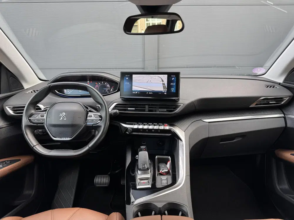 Peugeot 5008 1.2 Allure uit 2021, foto 2
