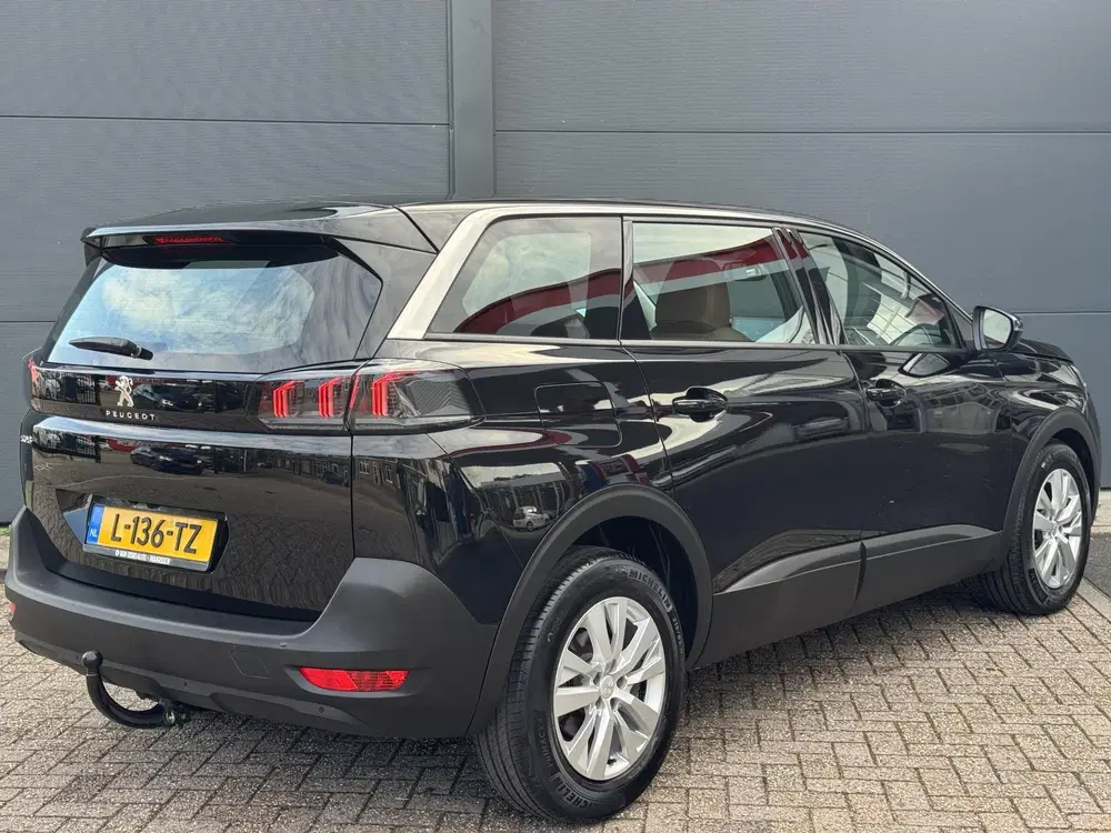 Peugeot 5008 1.2 Allure uit 2021, foto 3