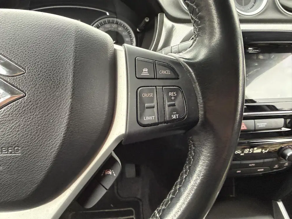Suzuki Vitara 1.4 Boosterjet Style Smart Hybrid + NAVI + uit 2021, foto 15