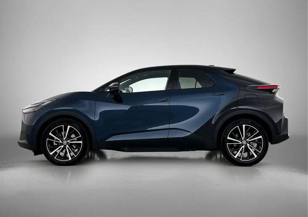 Toyota C-HR 2.0 Plug-in Hybrid 220 Première Edition uit 2024, foto 3