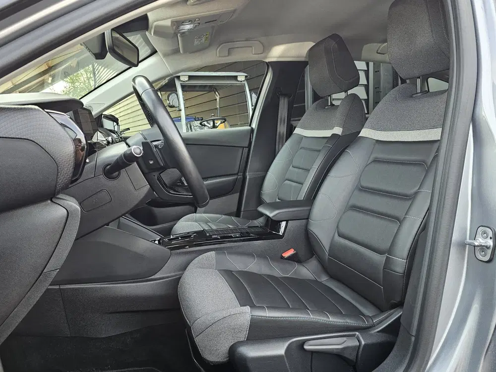 Citroën C4 1.2 Puretech Shine uit 2022, foto 2
