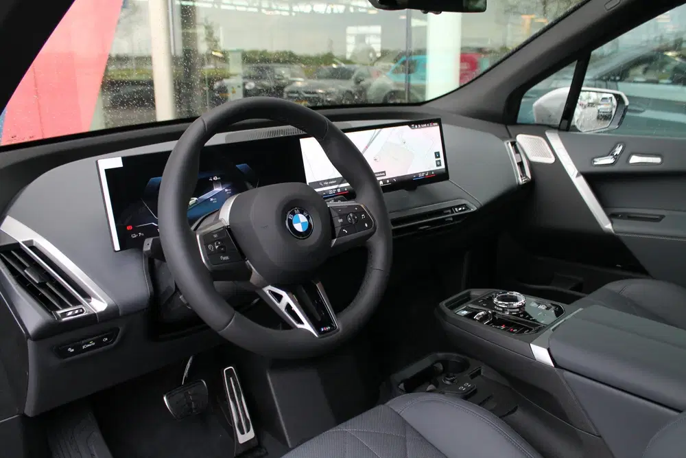 BMW iX xDrive60 M Sport uit 2026, foto 3