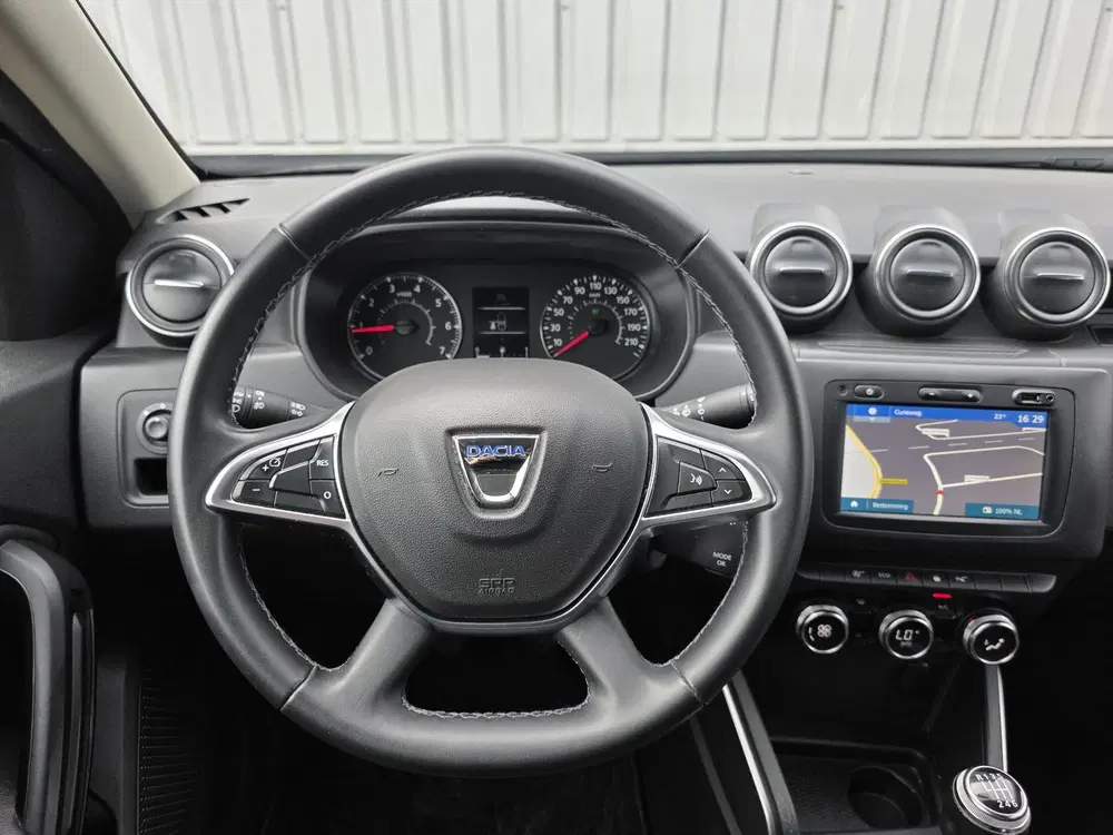 Dacia Duster 1.3 TCe Prestige uit 2020, foto 4