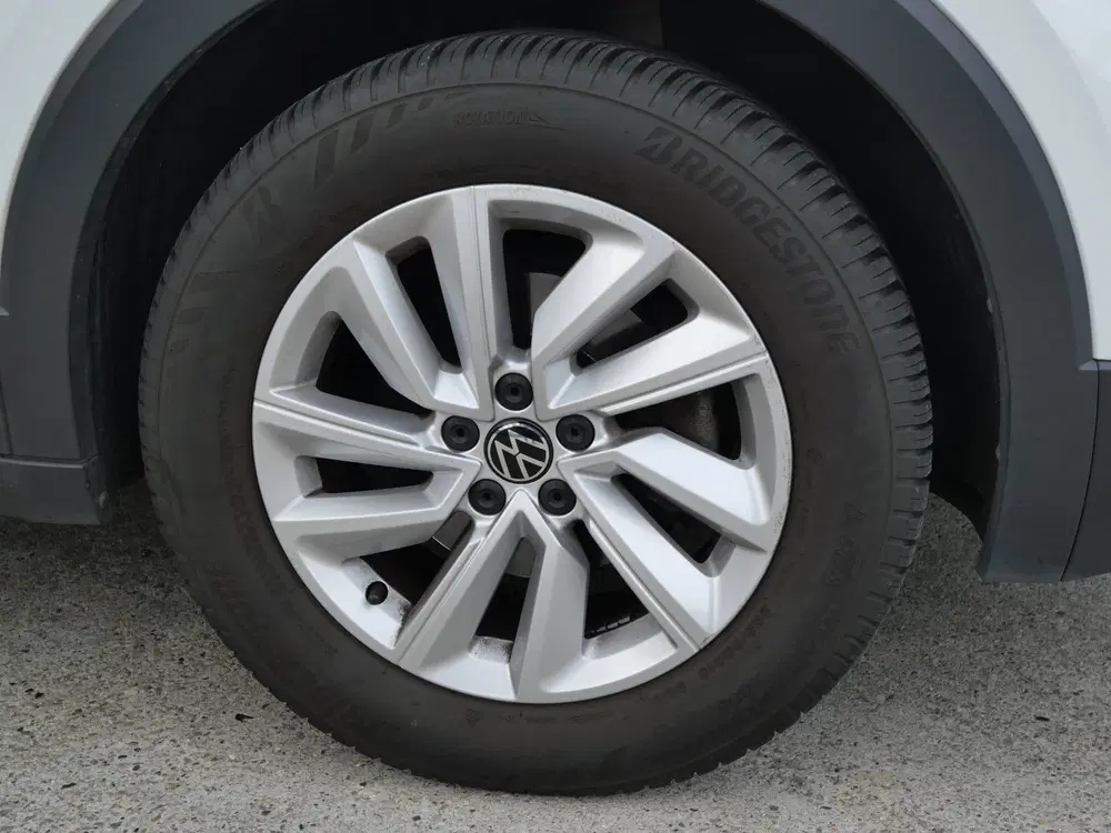 Volkswagen T-Cross 1.0 TSI LIFE uit 2021, foto 3