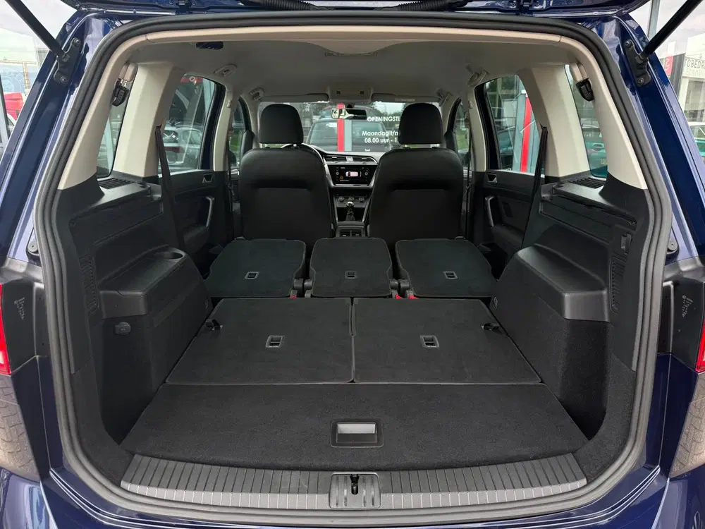 Volkswagen Touran 1.0 TSI Comfortline uit 2019, foto 11