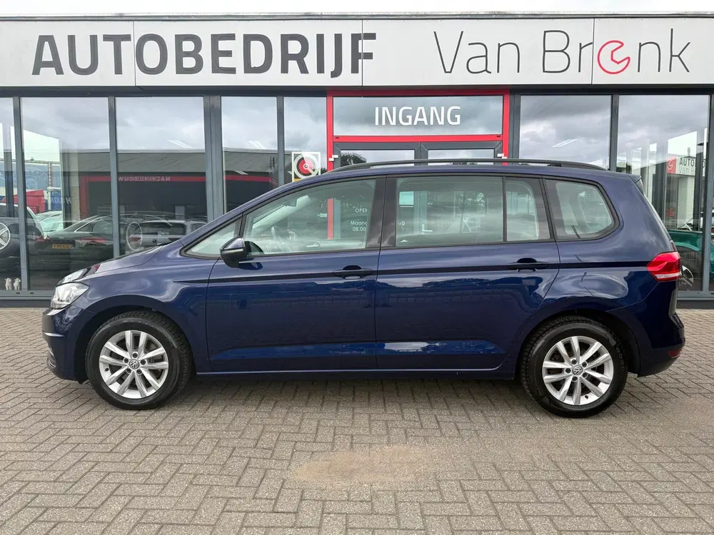 Volkswagen Touran 1.0 TSI Comfortline uit 2019, foto 2