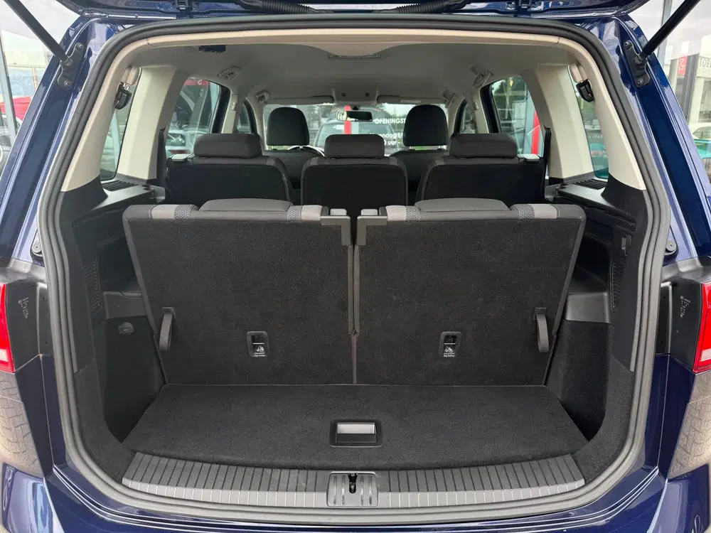 Volkswagen Touran 1.0 TSI Comfortline uit 2019, foto 9