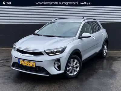 Kia Stonic 1.0 T-GDi MHEV DynamicLine Carplay Navigat uit 2024