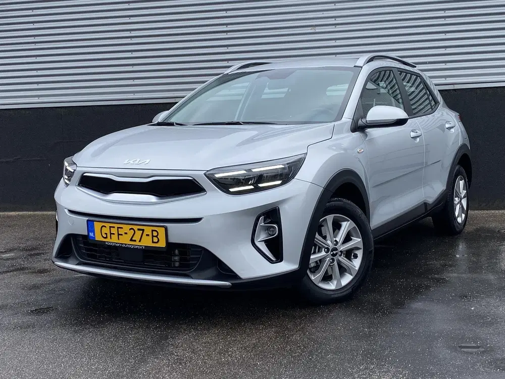 Kia Stonic 1.0 T-GDi MHEV DynamicLine Carplay Navigat uit 2024, foto 2