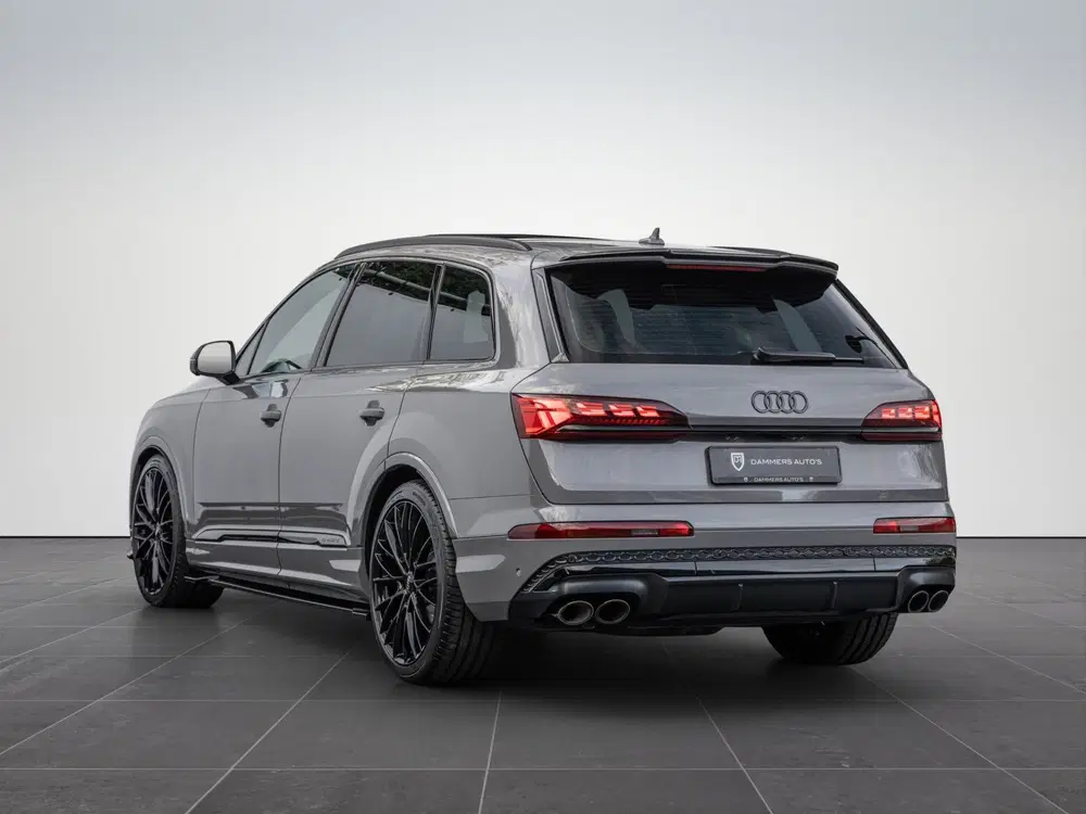 Audi SQ7 4.0 TFSI 507pk Quattro Pano S-stoelen 4-wi uit 2024, foto 2