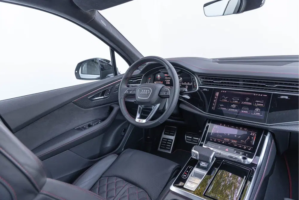Audi SQ7 4.0 TFSI 507pk Quattro Pano S-stoelen 4-wi uit 2024, foto 3