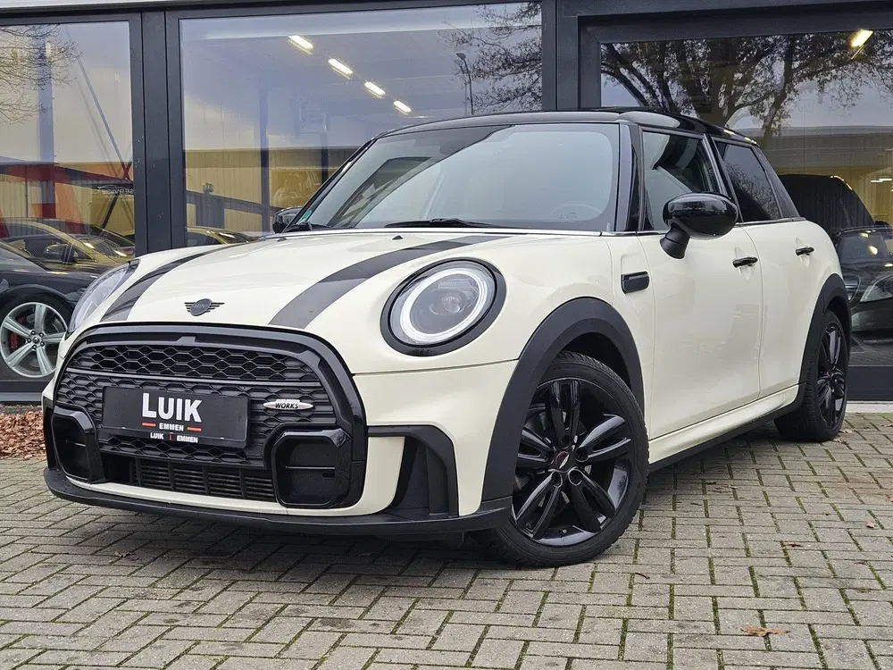 Mini John Cooper Works 1.5 Cooper John Cooper Works Trim + BLACK uit 2021
