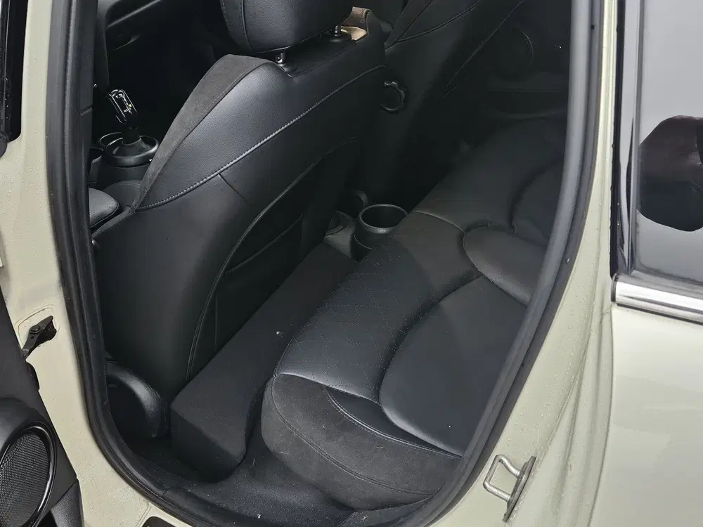 Mini John Cooper Works 1.5 Cooper John Cooper Works Trim + BLACK uit 2021, foto 12