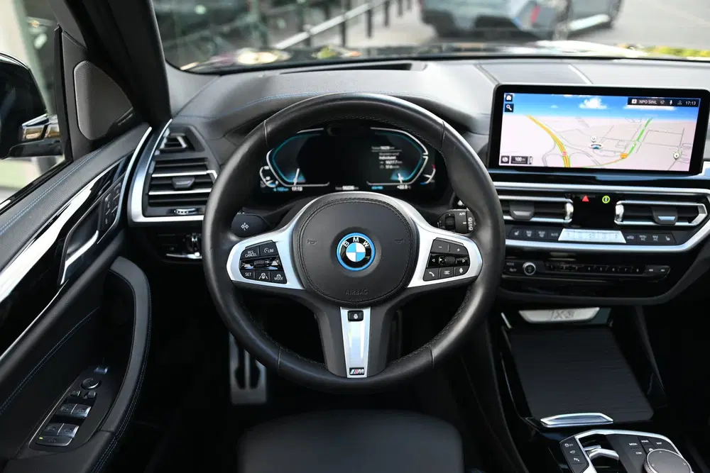 BMW iX3 High Executive uit 2025, foto 8
