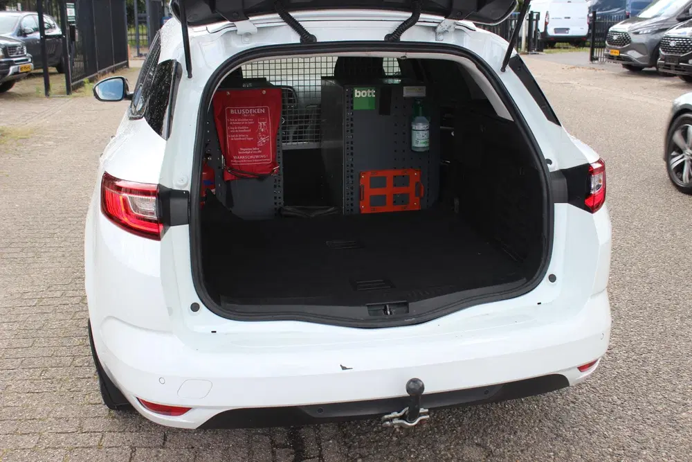 Renault Megane 1.5 dCi Grijs kenteken uit 2019, foto 10