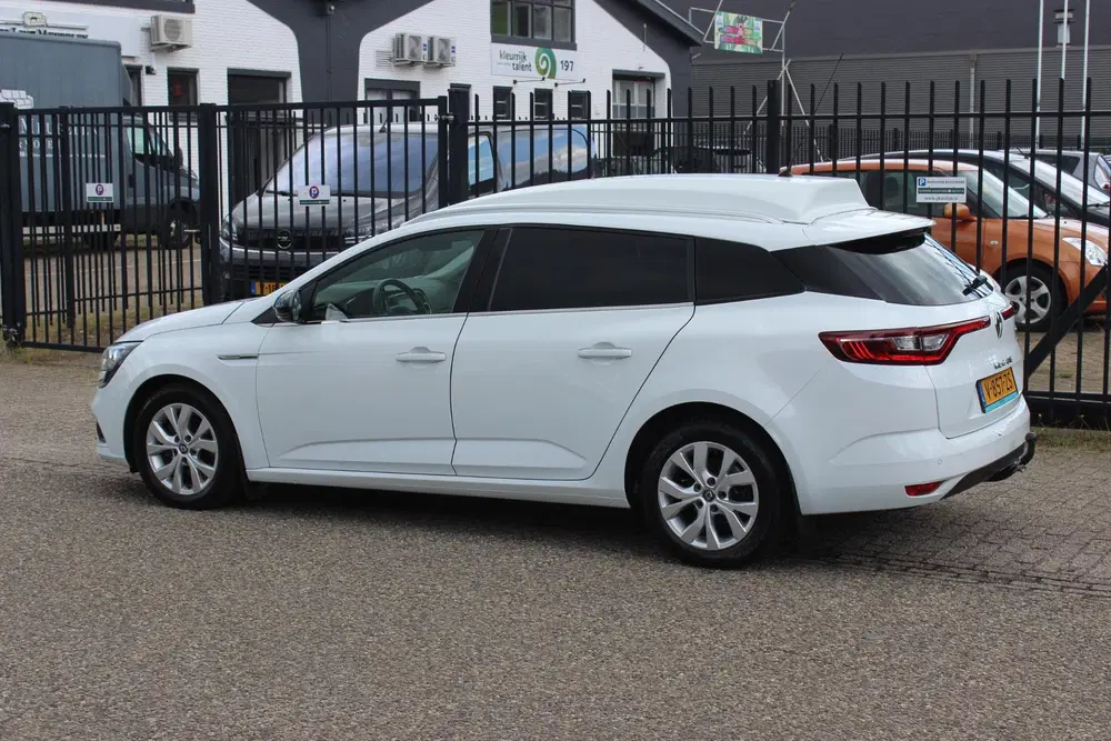 Renault Megane 1.5 dCi Grijs kenteken uit 2019, foto 2