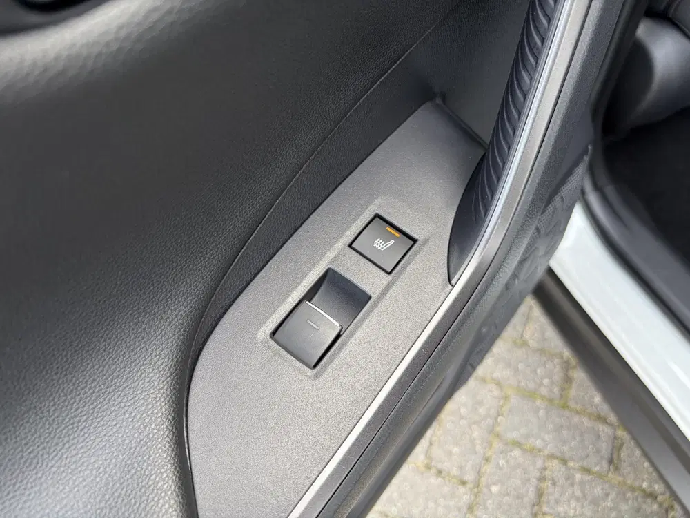 Toyota RAV 4 2.5 Plug-in Hybrid AWD GR SPORT uit 2024, foto 7