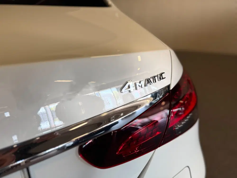 Mercedes-Benz E-Klasse 300e 4-Matic Avantgarde-PANORAMA-NIGH uit 2021, foto 11