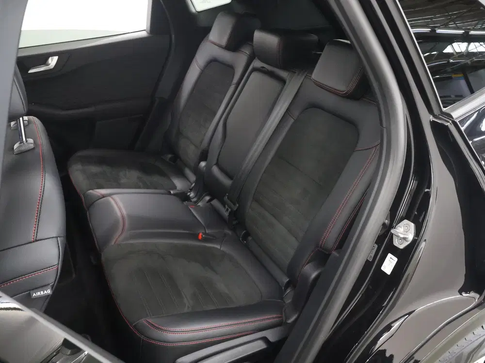 Ford Kuga 2.5 PHEV ST-Line X uit 2021, foto 11