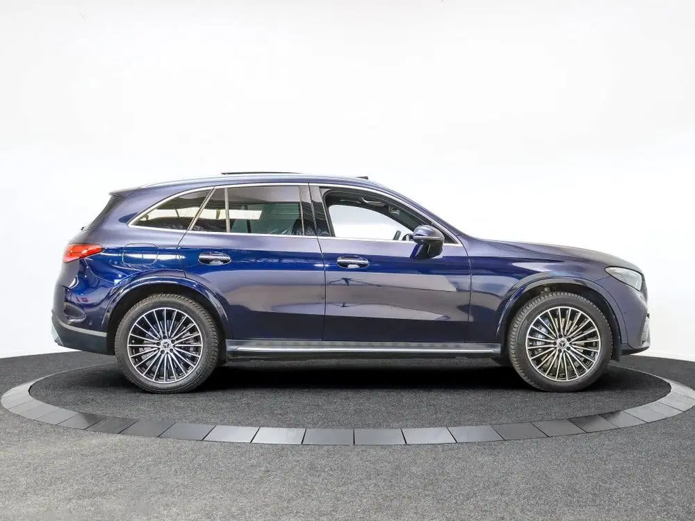 Mercedes-Benz GLC GLC 400e 4MATIC AMG Line uit 2023, foto 12