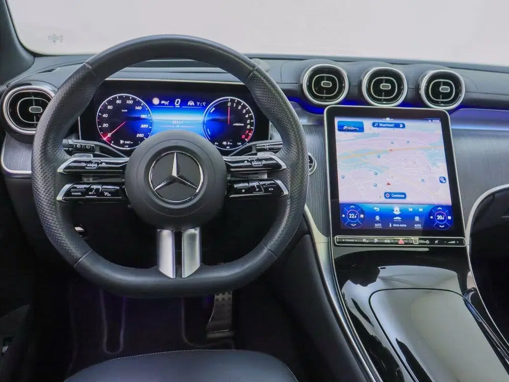 Mercedes-Benz GLC GLC 400e 4MATIC AMG Line uit 2023, foto 3