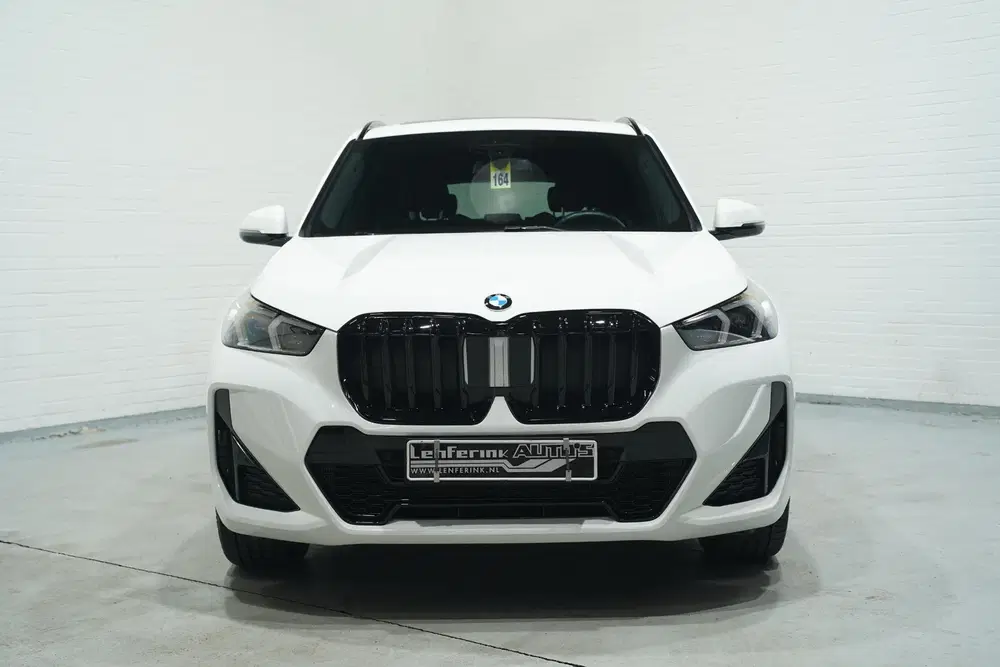 BMW X1 sDrive20i M Sport Panodak Led koplampen Ca uit 2024, foto 2