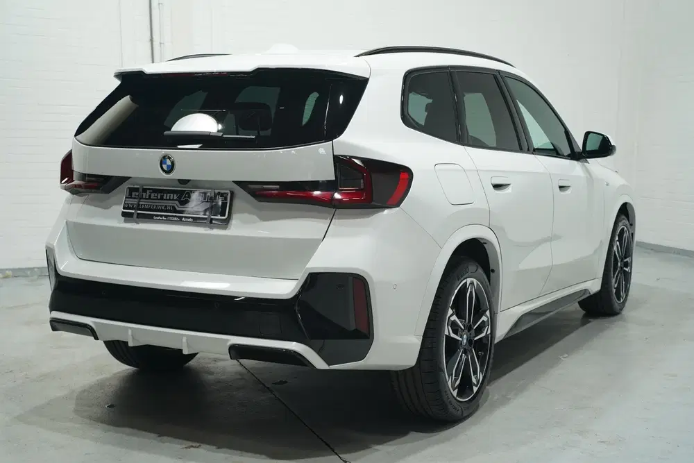 BMW X1 sDrive20i M Sport Panodak Led koplampen Ca uit 2024, foto 9