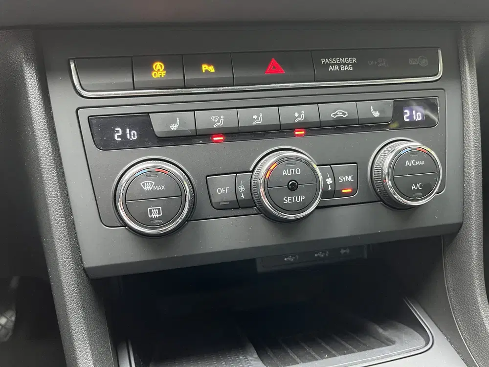SEAT Leon 1.0 TSI Style Ultimate Edition uit 2020, foto 13