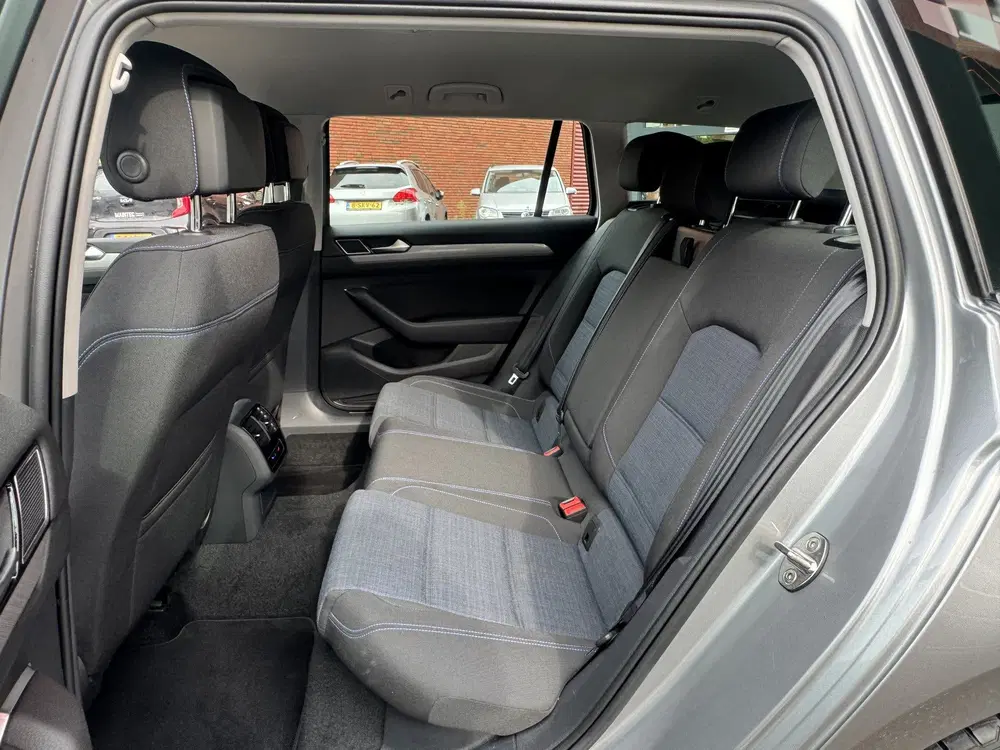 Volkswagen Passat 1.4 TSI PHEV GTE Business uit 2022, foto 13