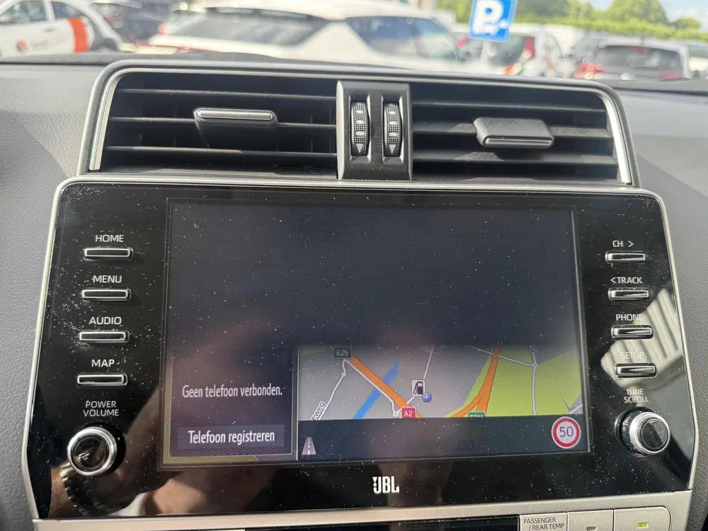 Toyota Land Cruiser 2.8 D-4D-F Professional Window Van Grijs uit 2024, foto 15