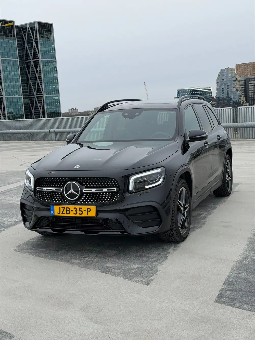 Mercedes-Benz GLB 200d AMG line vol optie uit 2024, foto 3