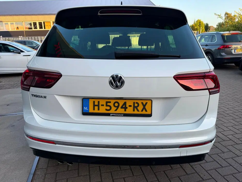 Volkswagen Tiguan 1.5 TSI ACT Highline Business R-Line uit 2020, foto 10