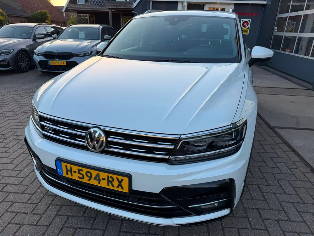Volkswagen Tiguan 1.5 TSI ACT Highline Business R-Line uit 2020, foto 14