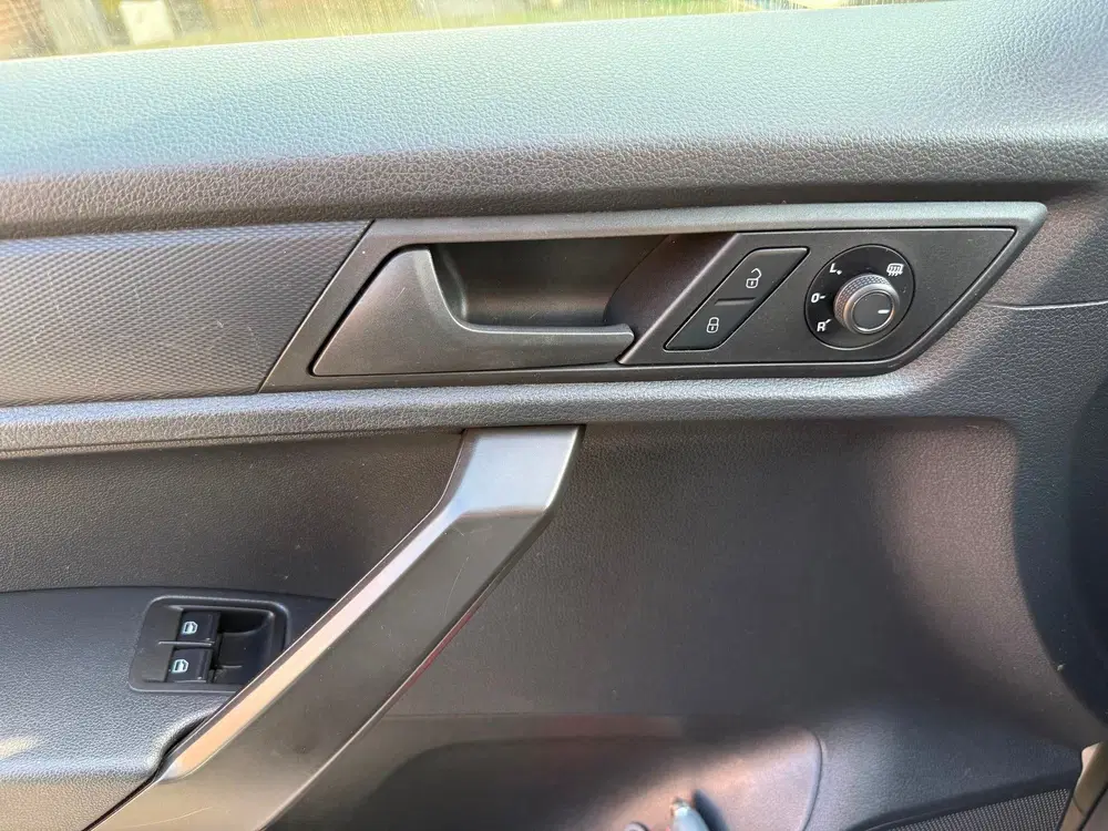 Volkswagen Caddy 2.0 TDI L2 Maxi DSG Exclusive Edition E6 uit 2019, foto 15