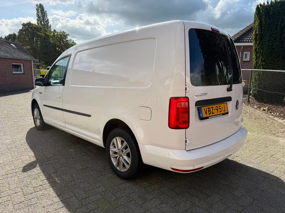 Volkswagen Caddy 2.0 TDI L2 Maxi DSG Exclusive Edition E6 uit 2019, foto 2