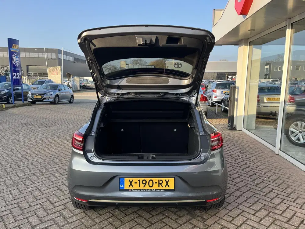 Renault Clio 1.6 E-Tech Hybrid 145 E-Tech Engineered Sc uit 2024, foto 10
