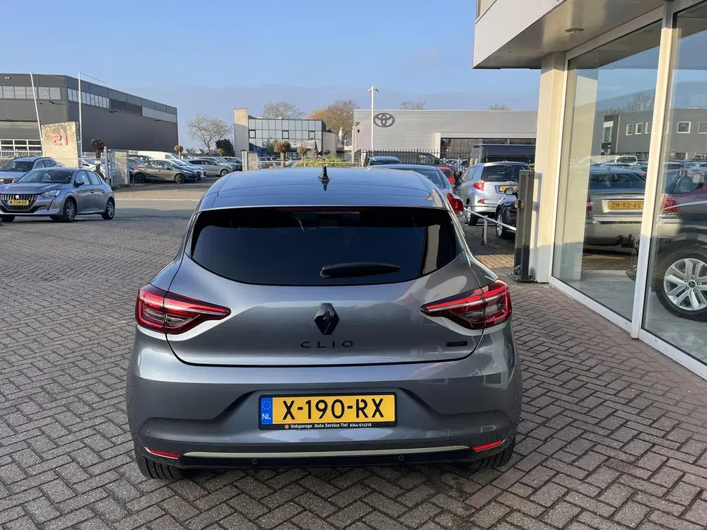 Renault Clio 1.6 E-Tech Hybrid 145 E-Tech Engineered Sc uit 2024, foto 9