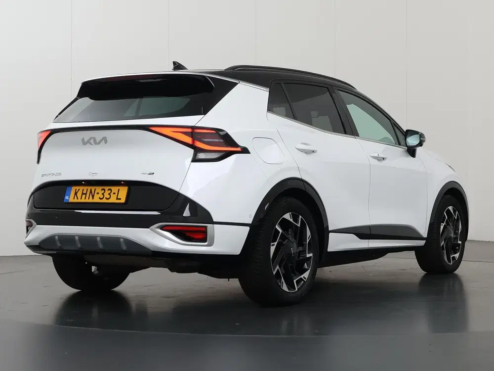 Kia Sportage 1.6 T-GDi Plug-in Hybrid AWD GT-PlusLine uit 2023, foto 2