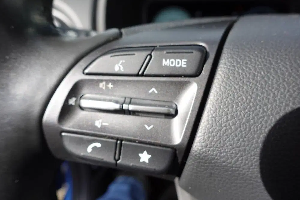 Hyundai KONA 1.0 T-GDI Automaat 1:20 Verbruik uit 2021, foto 13
