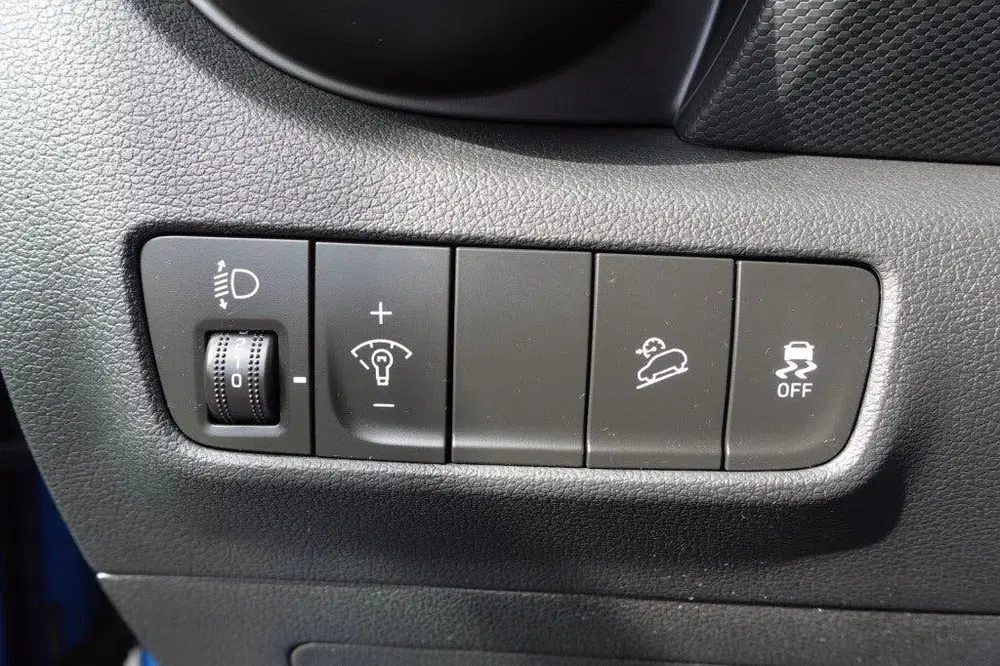 Hyundai KONA 1.0 T-GDI Automaat 1:20 Verbruik uit 2021, foto 8