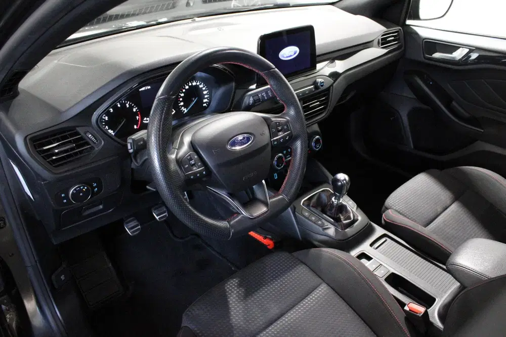 Ford Focus 1.0 EcoBoost ST Line uit 2019, foto 11